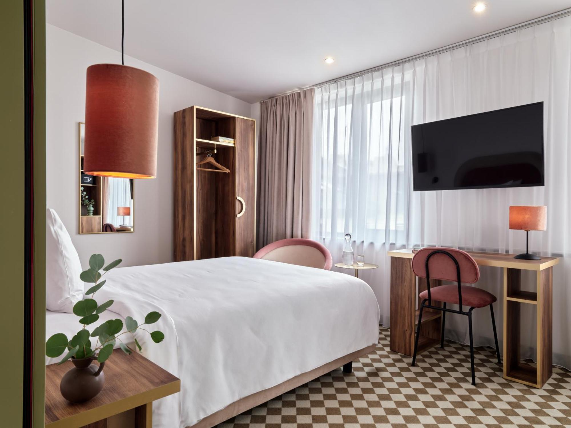 Hotel Pietryna Łódź Kültér fotó
